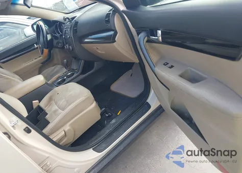 2011 Kia Sorento Lx from USA, damaged, VIN 5XYKT3A1XBG139381